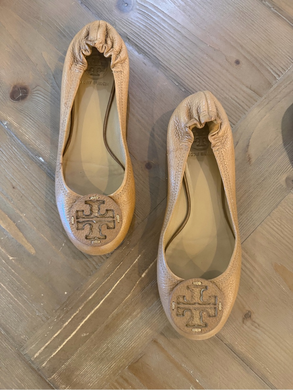 Tory Burch Camel Leather Logo Ballet Flats